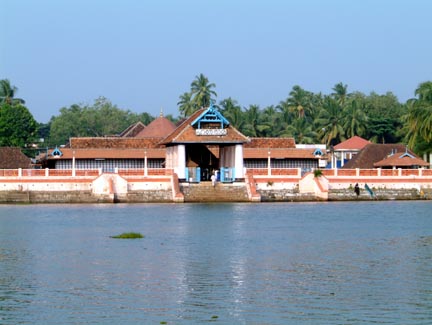 Thriprayar Temple
